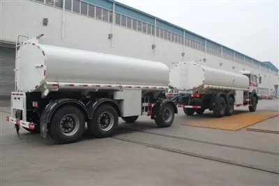 Polna prikolica cisterna