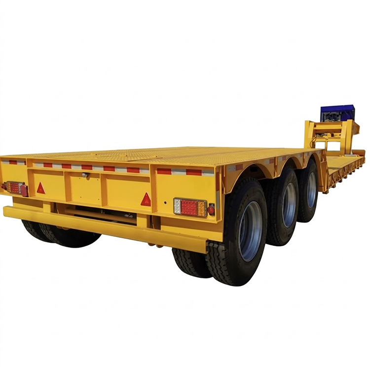 Triosna snemljiva prikolica z nizko posteljo Gooseneck